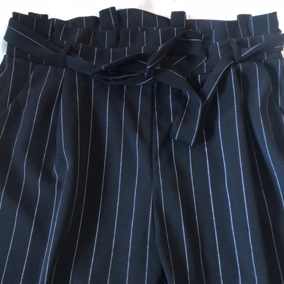 Pinstripe pants - Picture 2 of 4